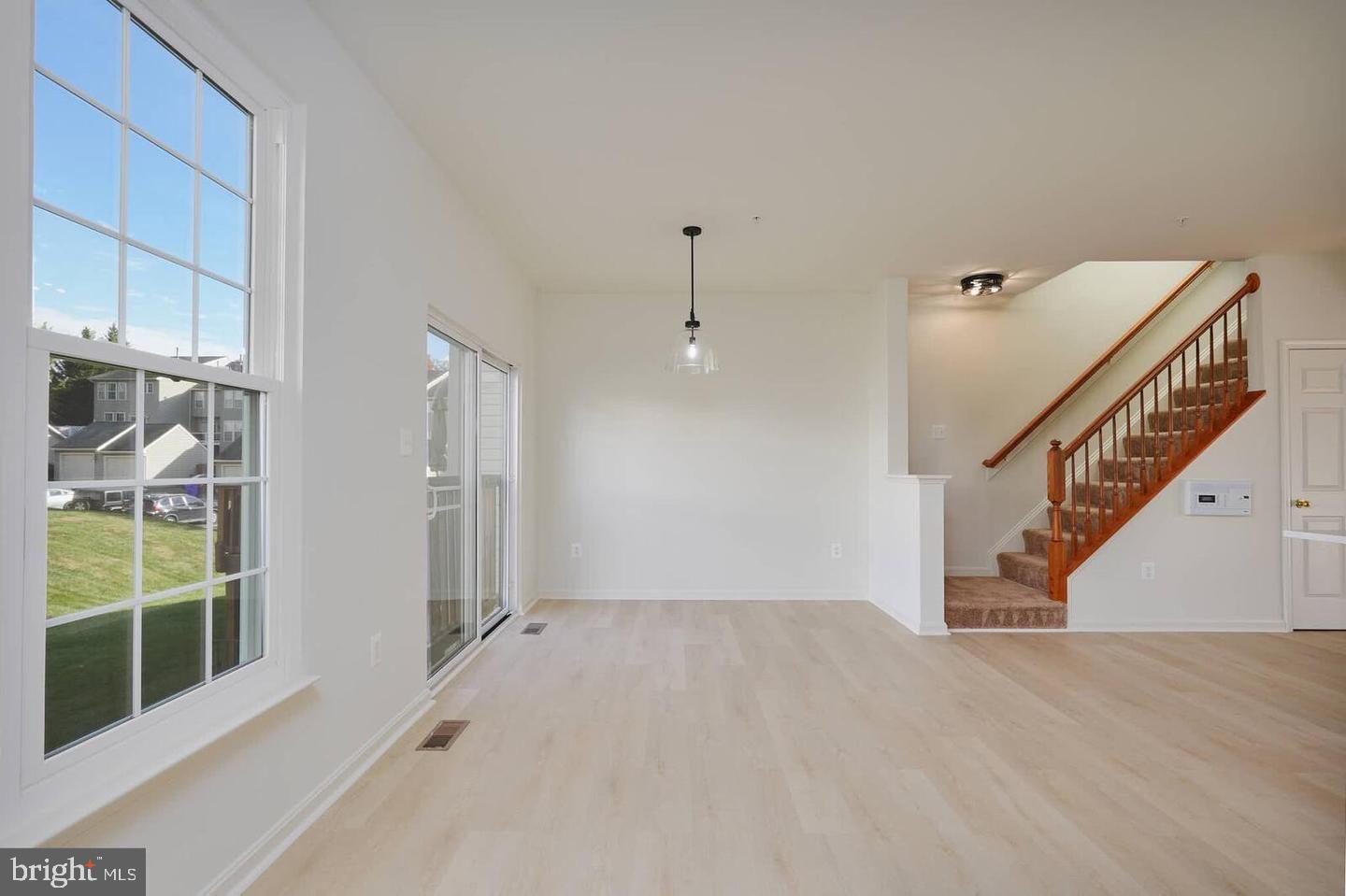 URBANA - Residential Lease