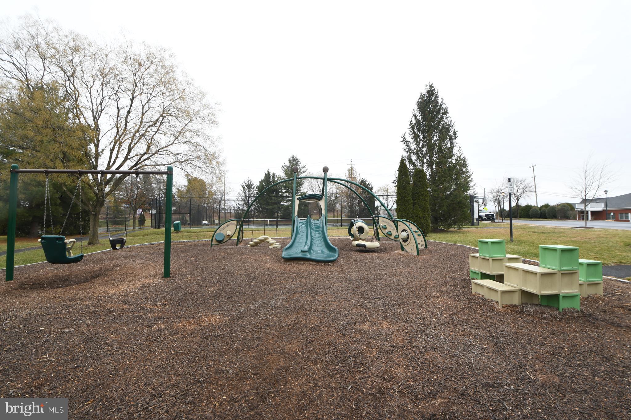 URBANA - Residential Lease