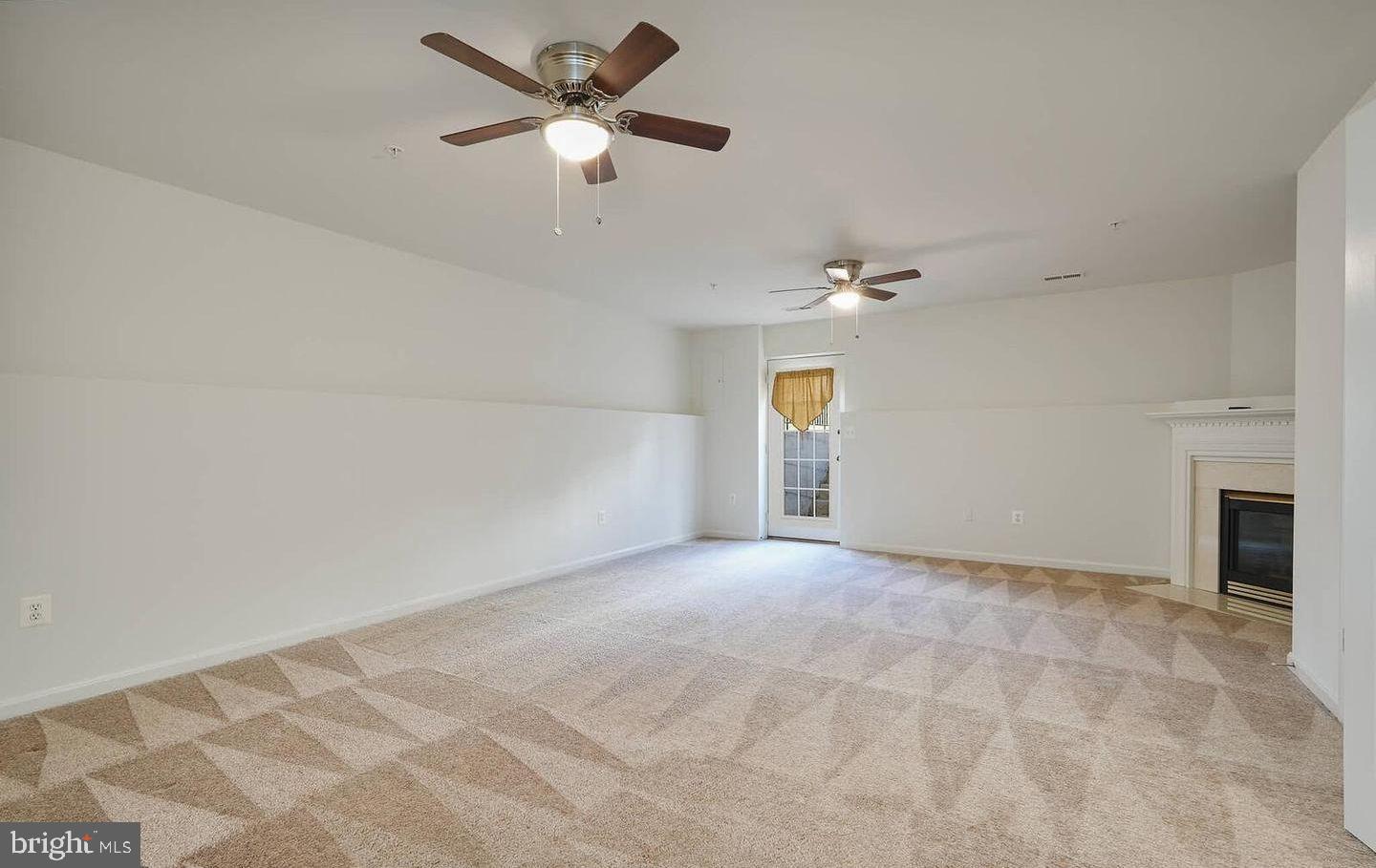 URBANA - Residential Lease