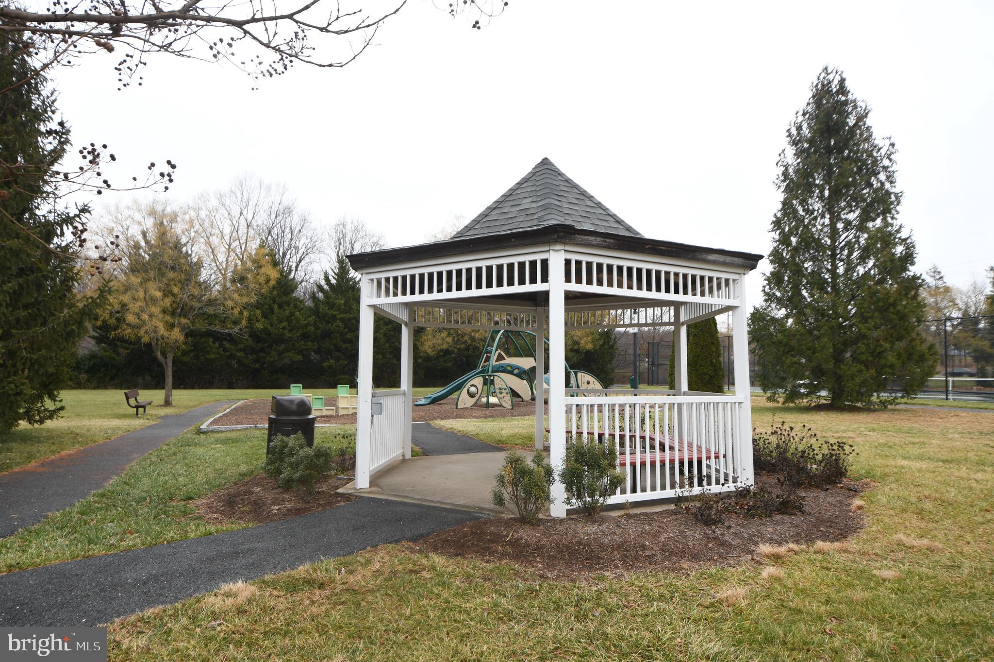 URBANA - Residential Lease