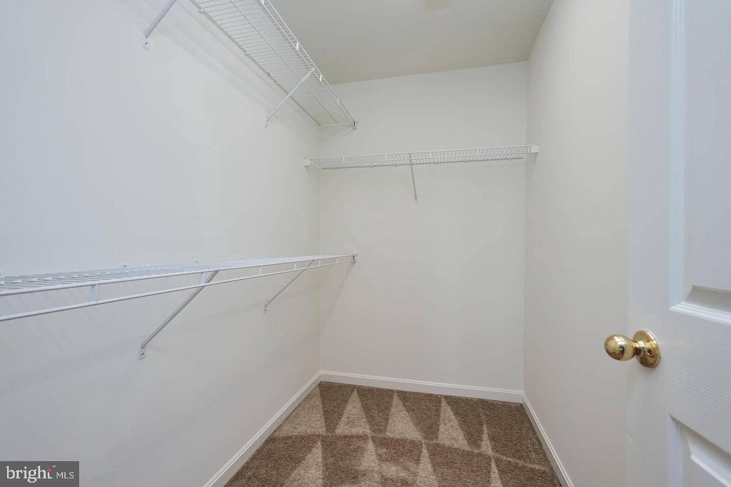 URBANA - Residential Lease