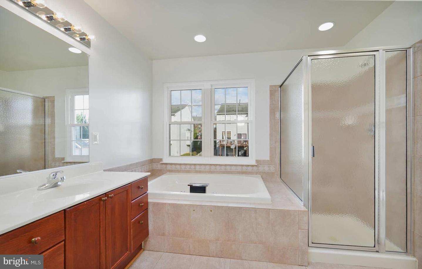 URBANA - Residential Lease