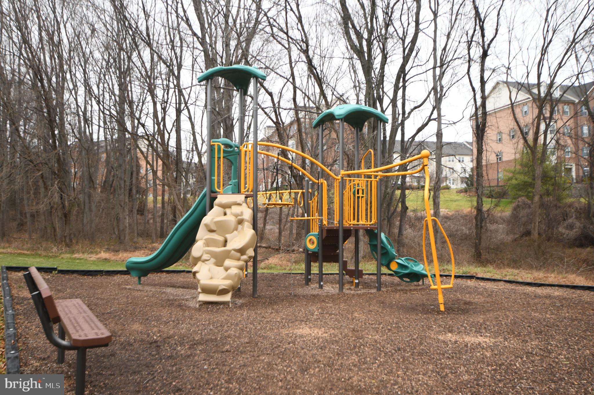 URBANA - Residential Lease