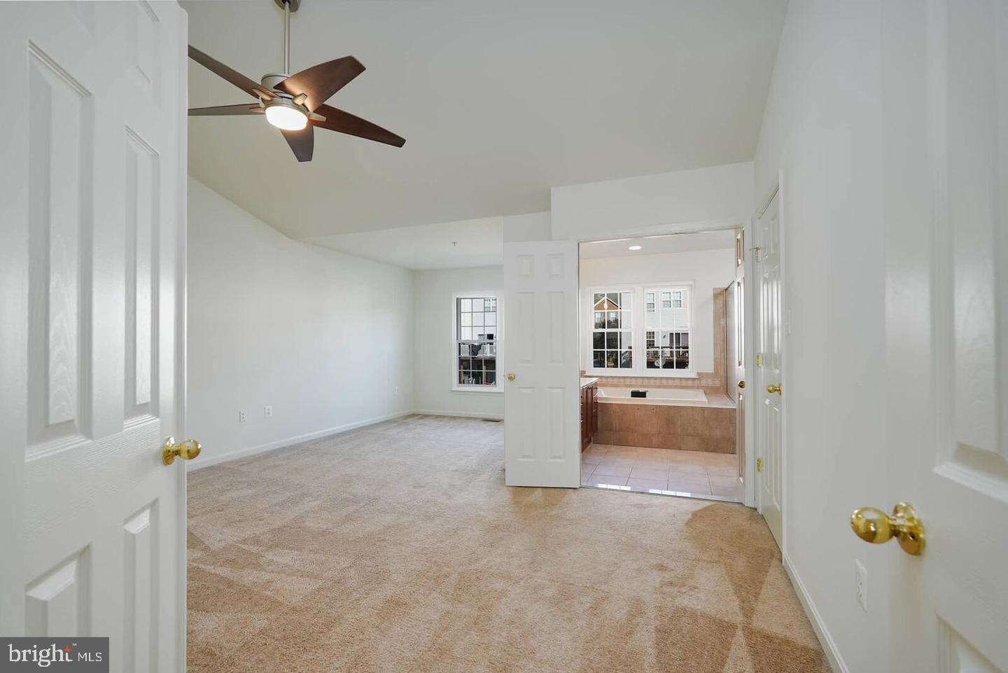 URBANA - Residential Lease