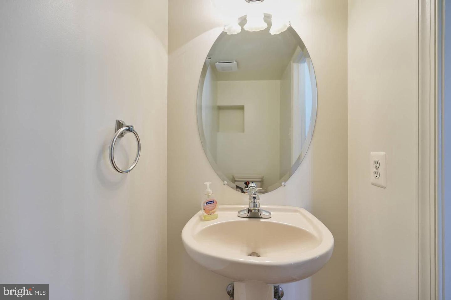 URBANA - Residential Lease