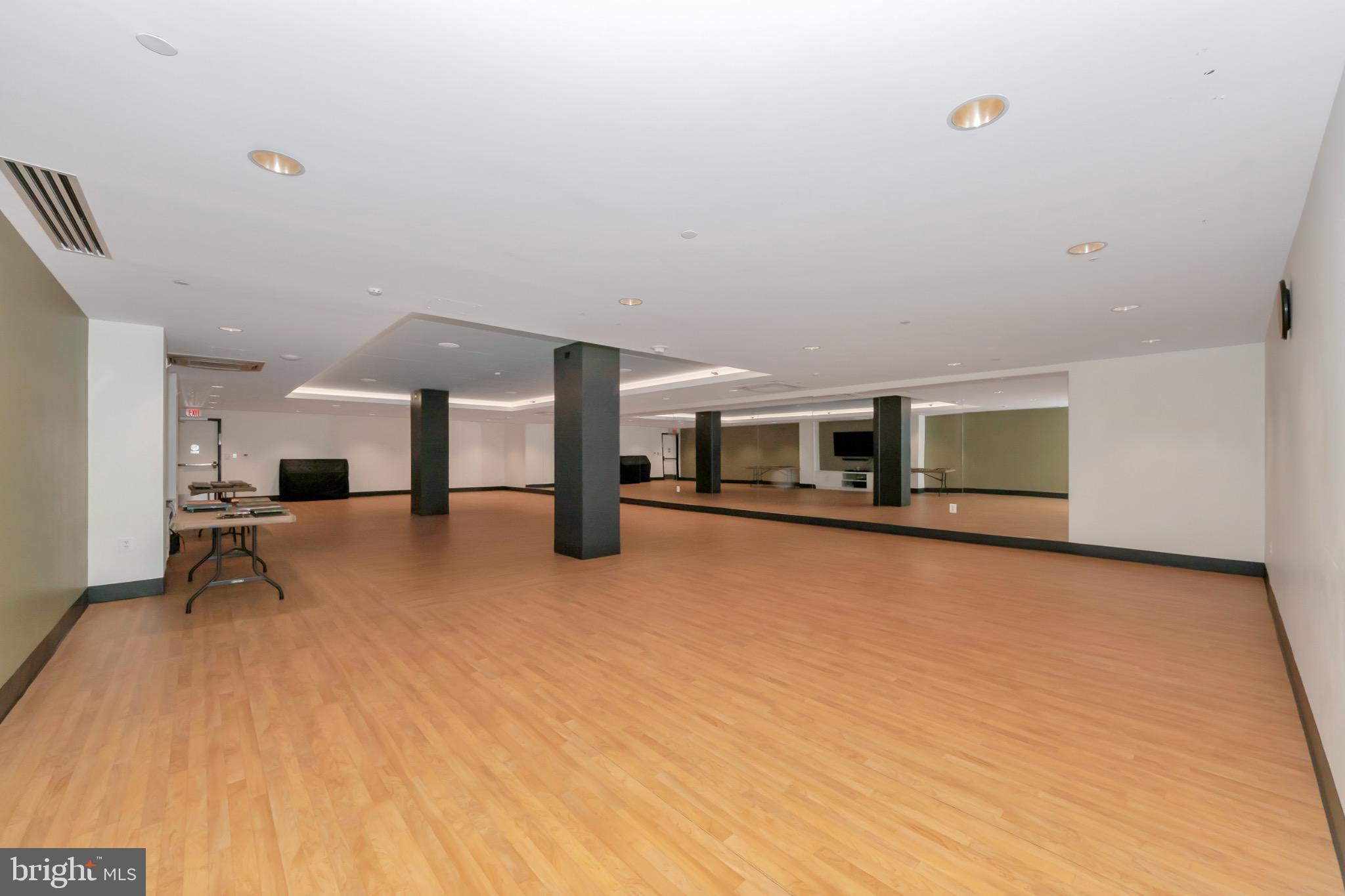 MONTEBELLO CONDO - Residential