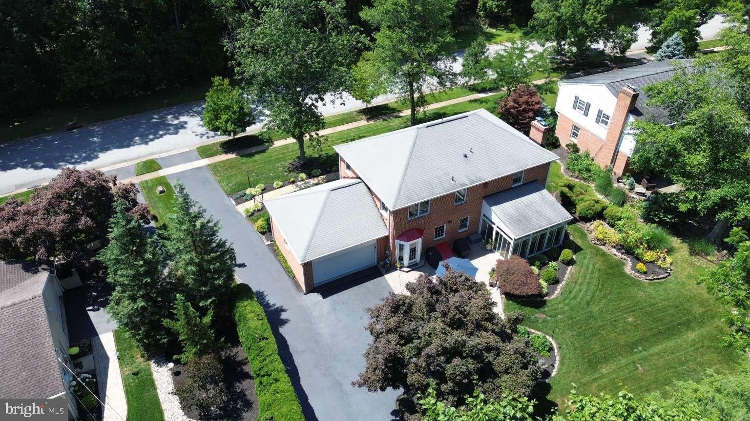 612 WHITBY DRIVE