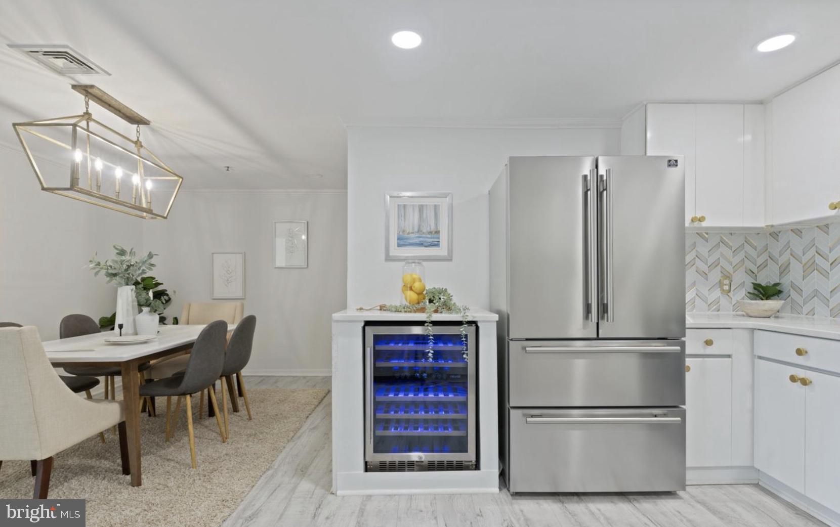 HARBOR EAST - Residential