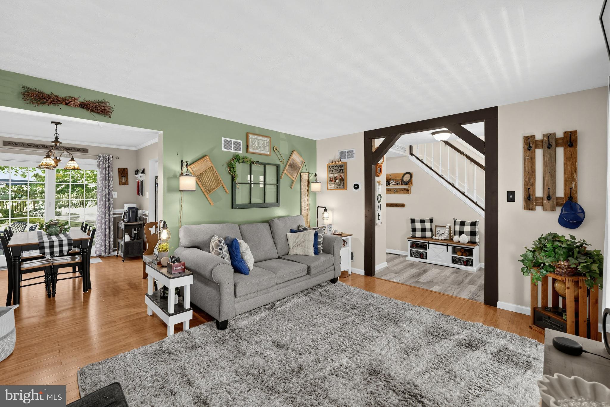 553 CROSSBRIDGE DRIVE