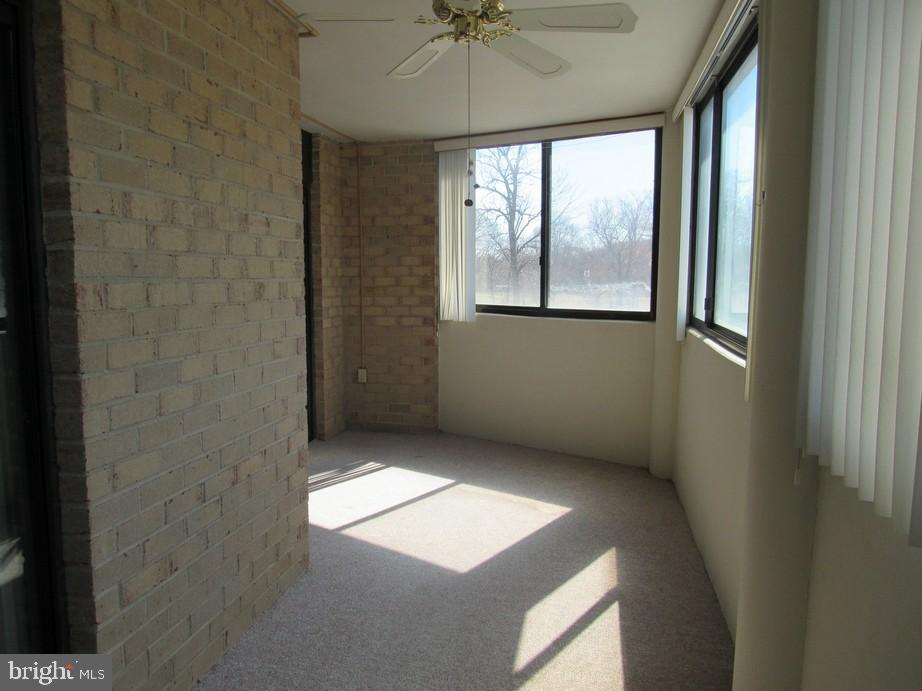 GREENS AT LEISURE WORLD - Residential