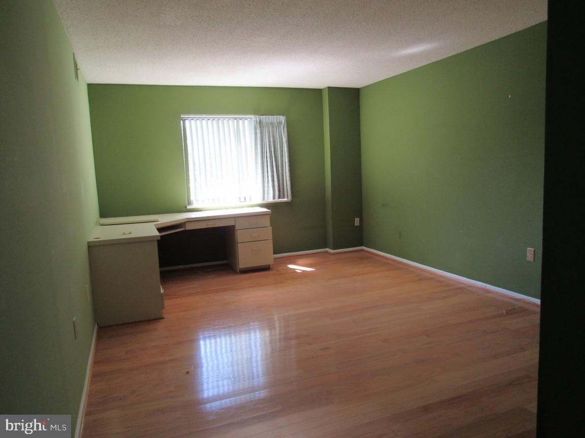 GREENS AT LEISURE WORLD - Residential