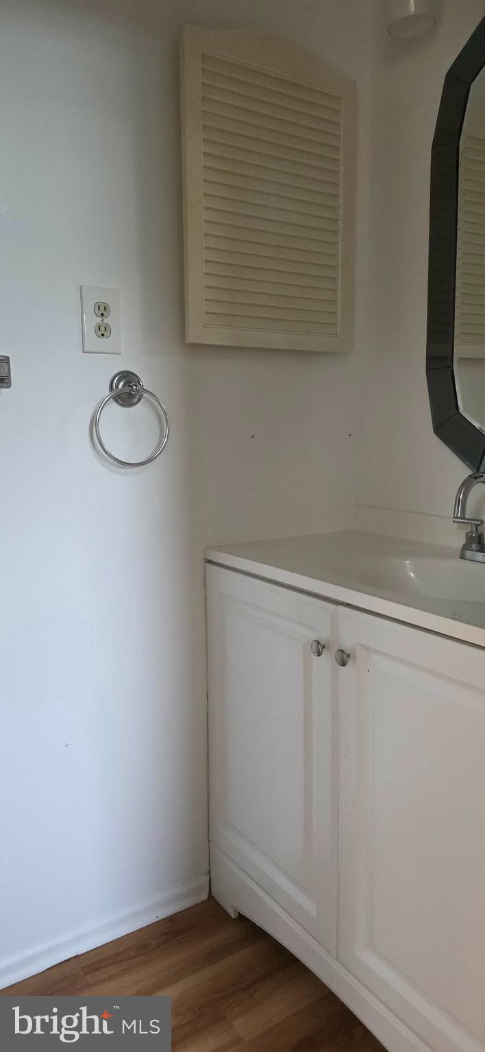 WESTWOOD - Residential Lease