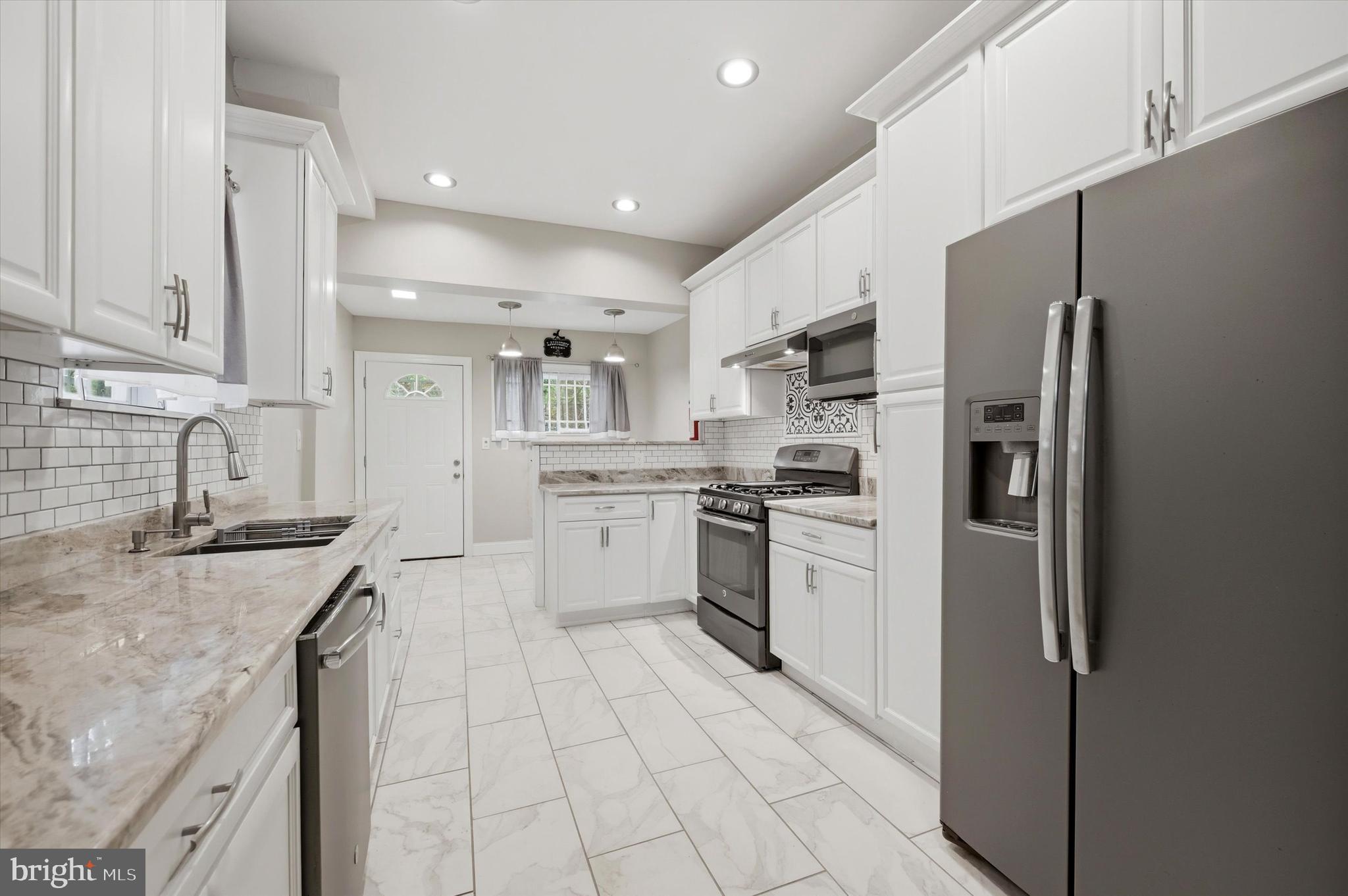 BELMONT - Residential