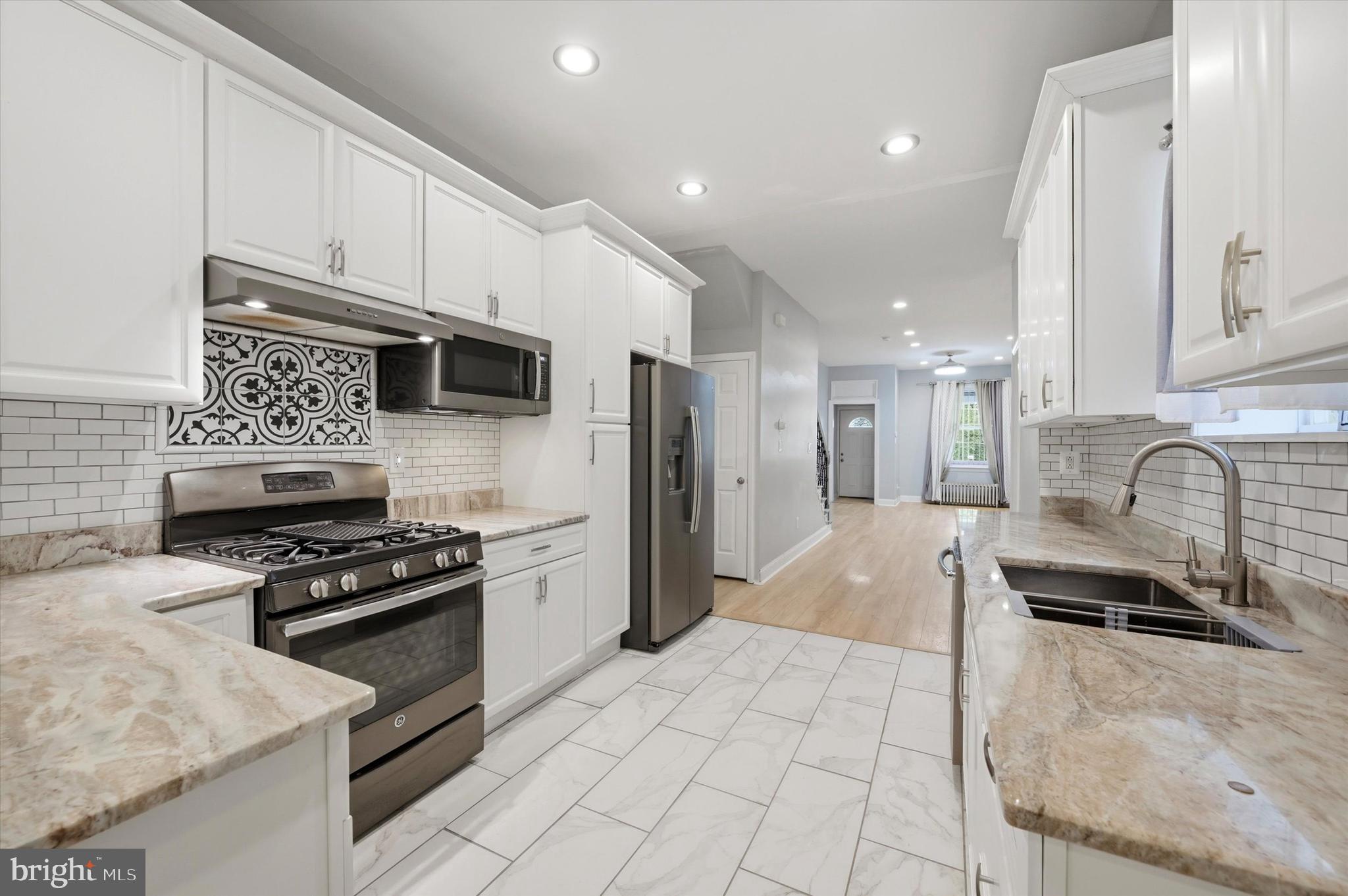 BELMONT - Residential