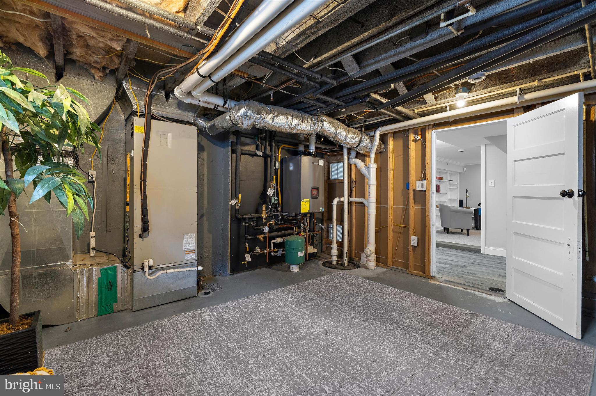 HISTORIC DISTRICT - Residential