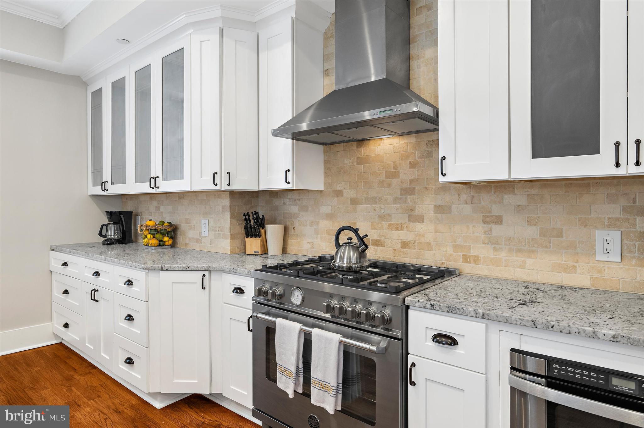 HISTORIC DISTRICT - Residential