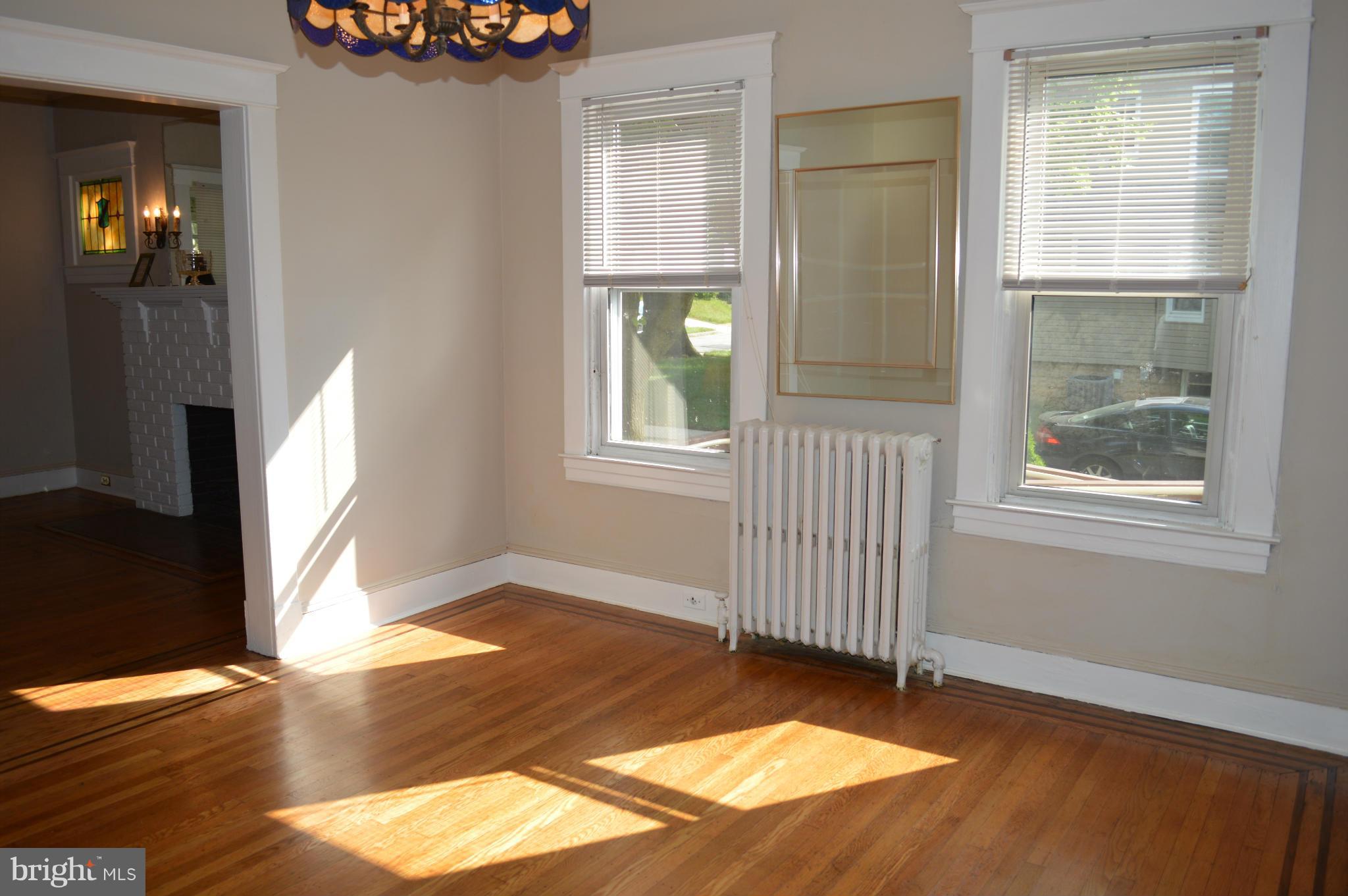 GLEN OAKS - Residential