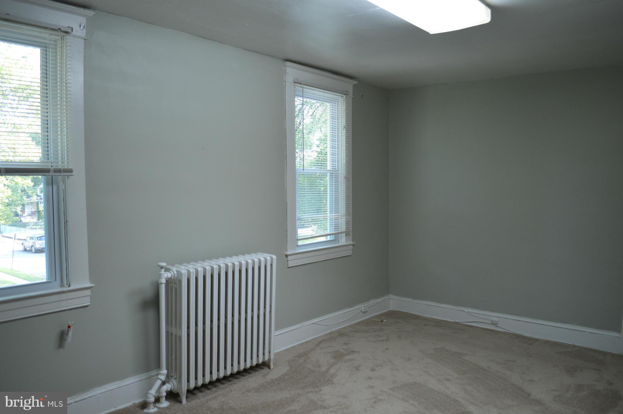 GLEN OAKS - Residential