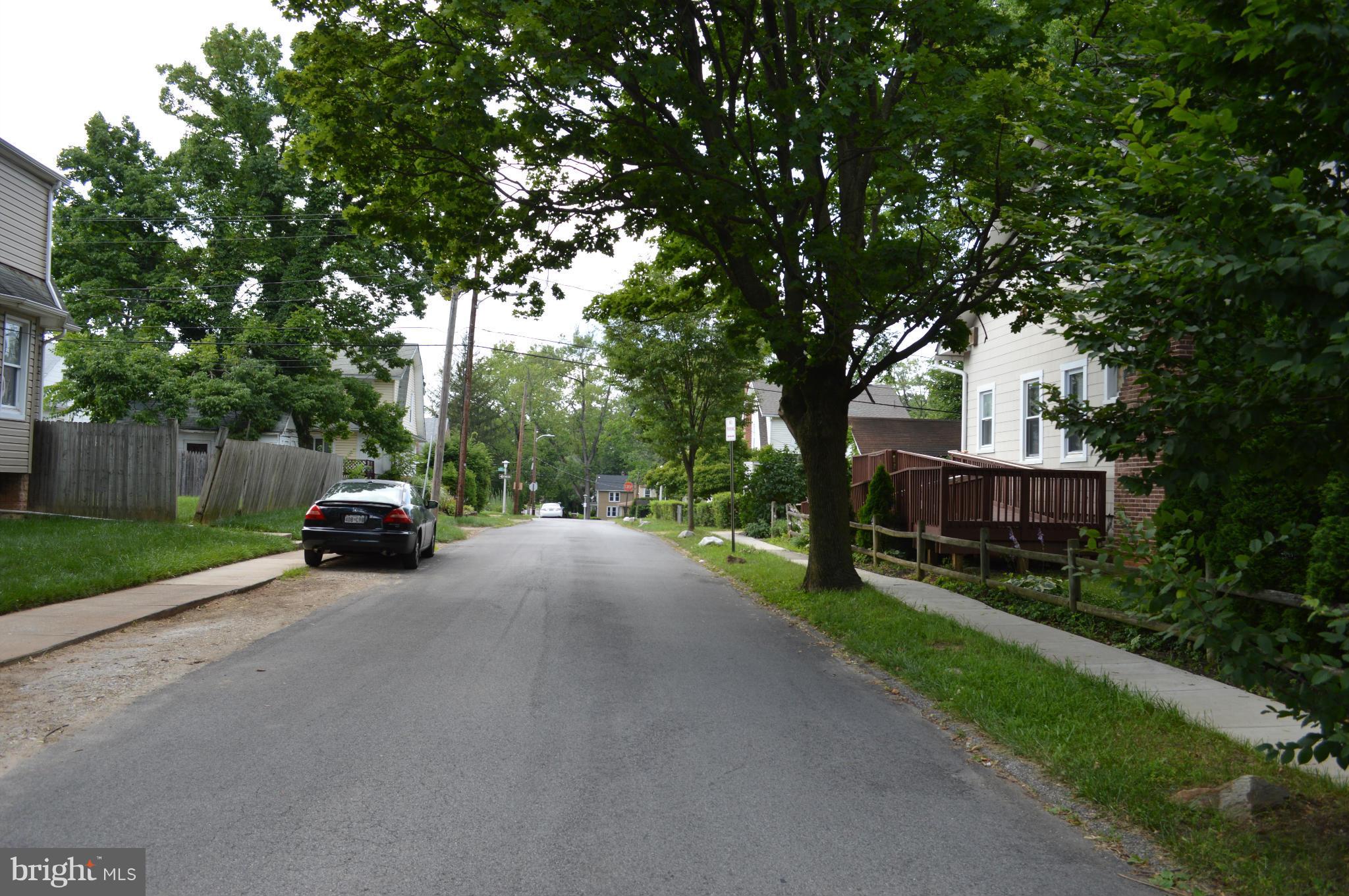 GLEN OAKS - Residential