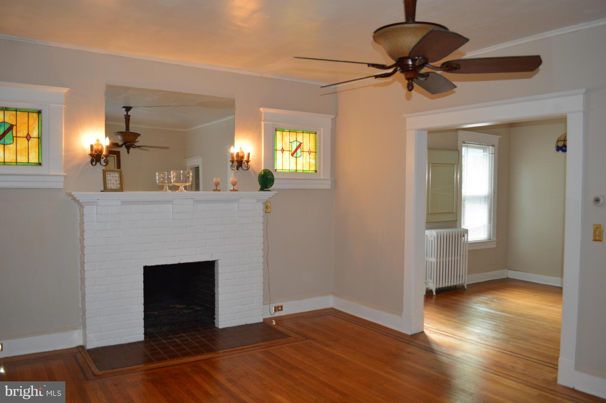 GLEN OAKS - Residential