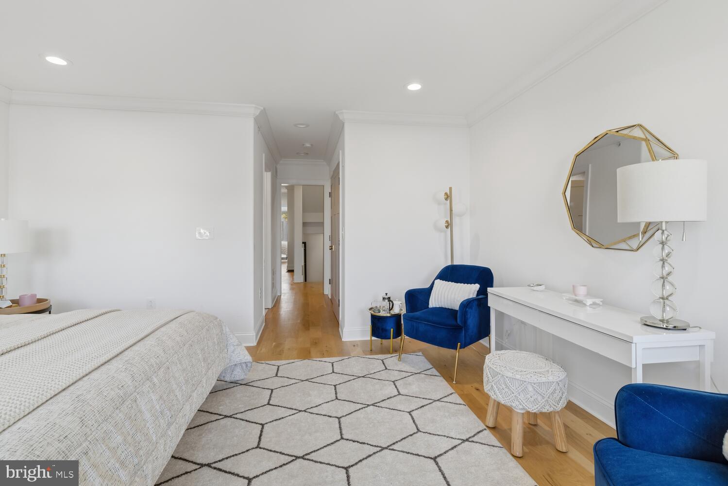 FAIRMOUNT - Residential