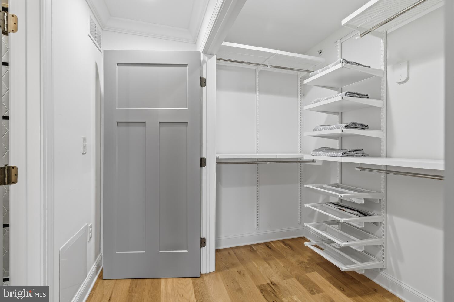 FAIRMOUNT - Residential