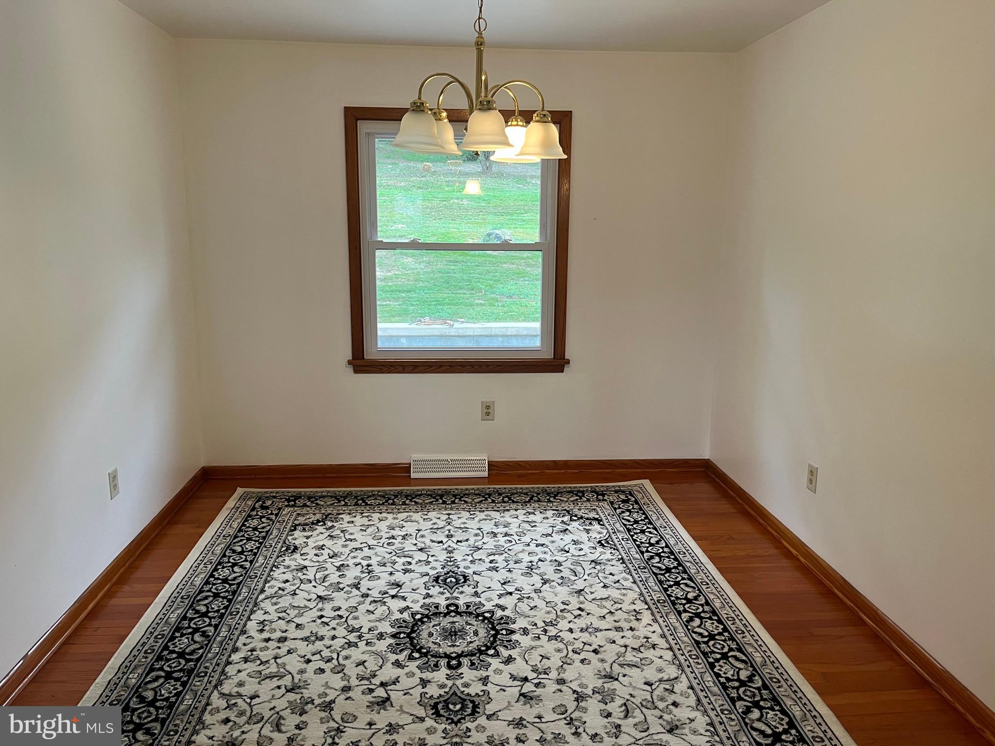 CRESAPTOWN - Residential