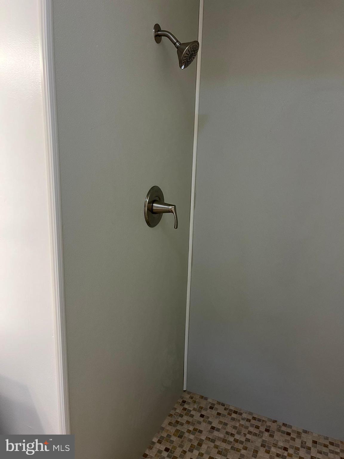 CRESAPTOWN - Residential