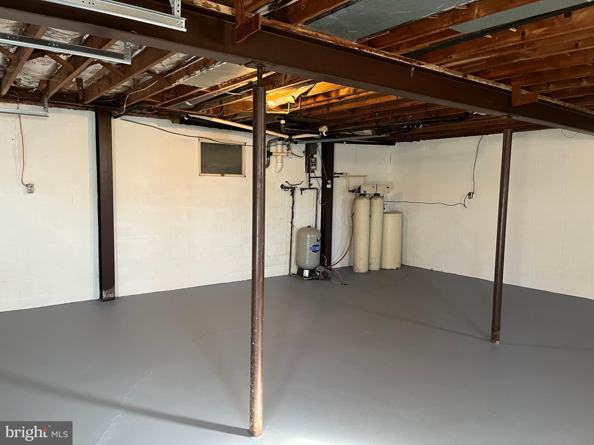 CRESAPTOWN - Residential