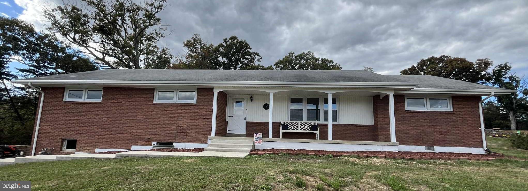 CRESAPTOWN - Residential