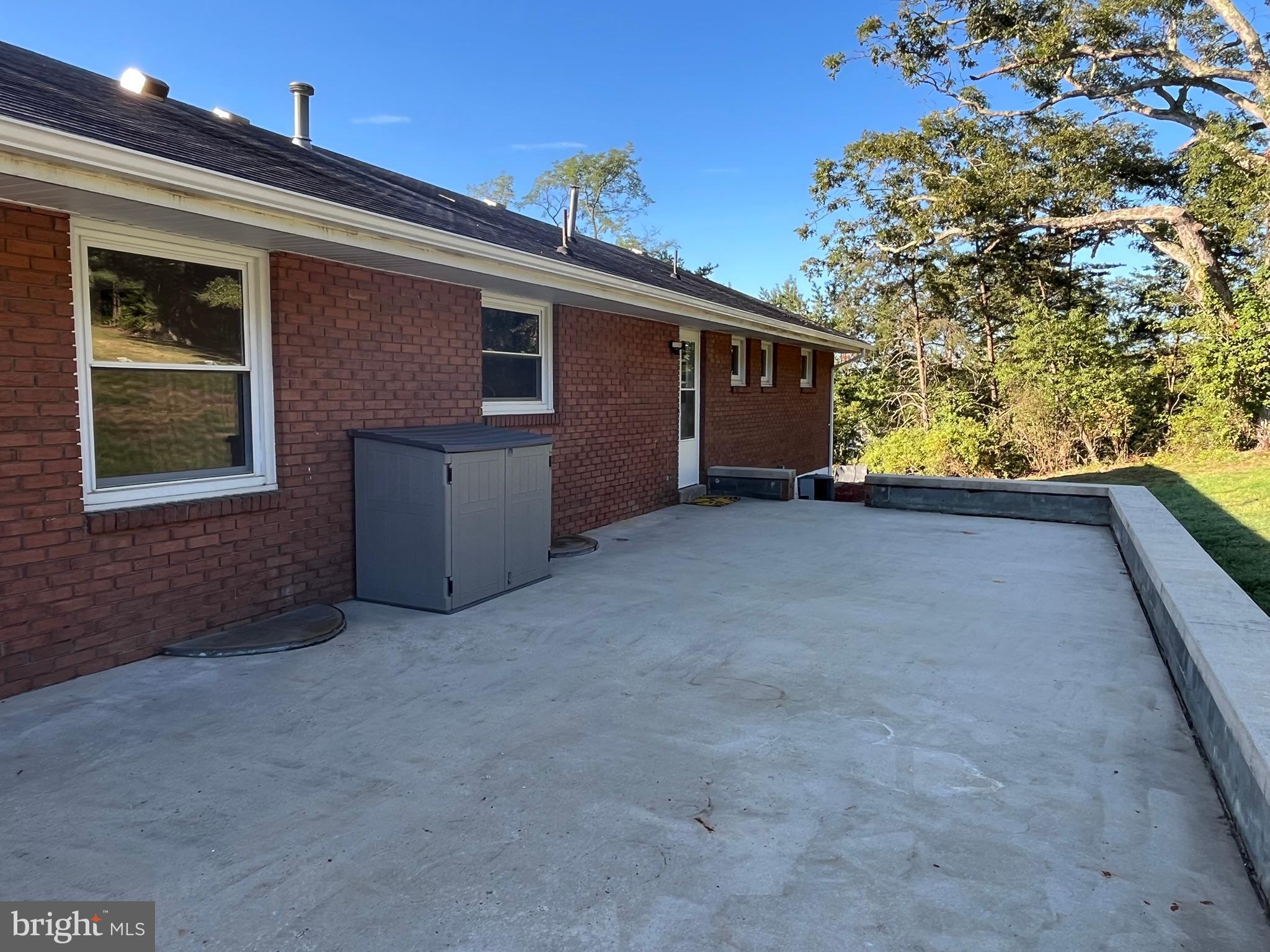 CRESAPTOWN - Residential