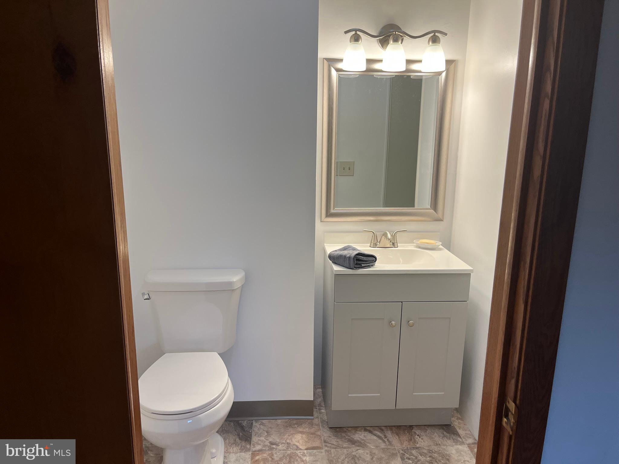 CRESAPTOWN - Residential