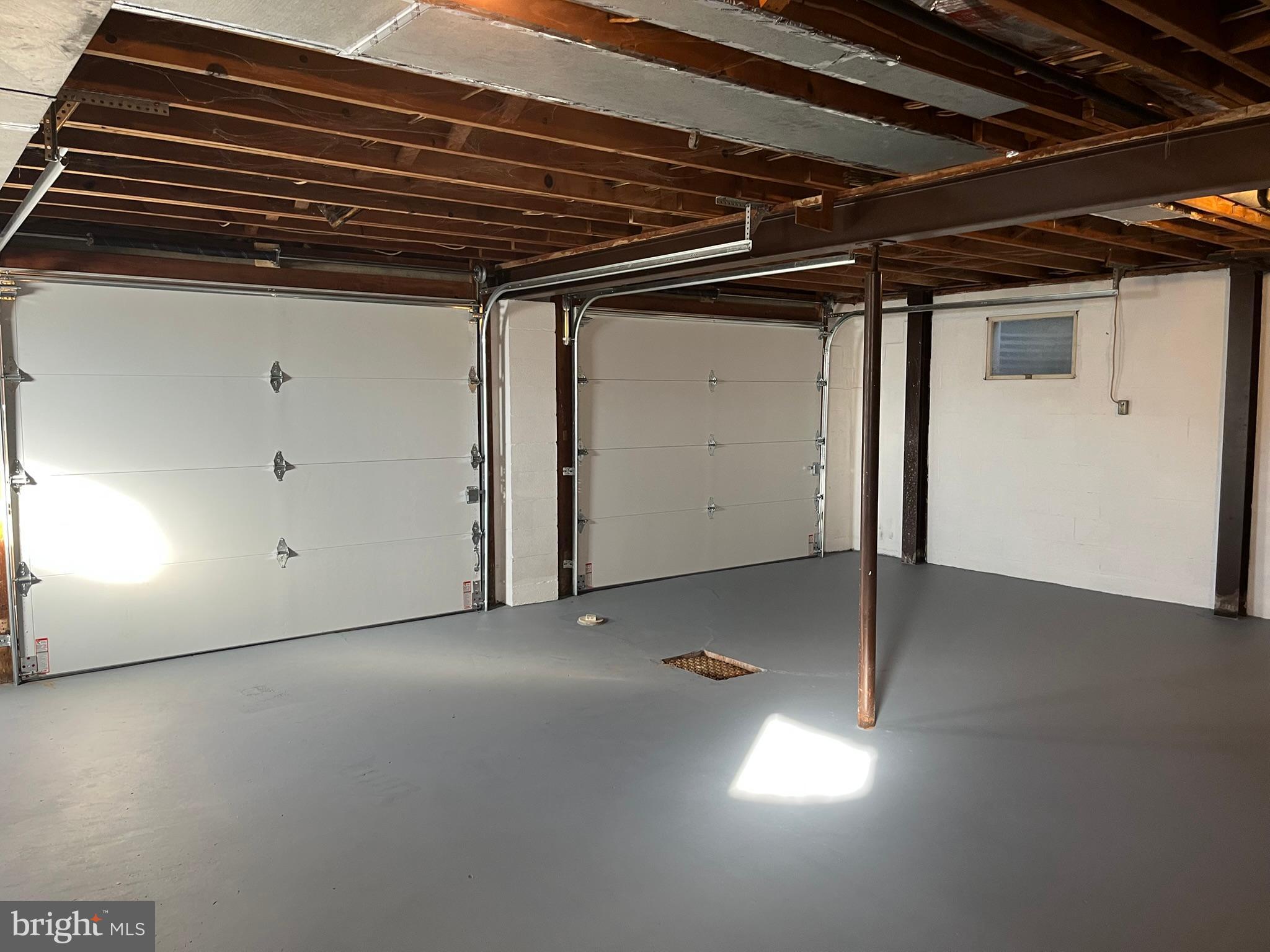 CRESAPTOWN - Residential