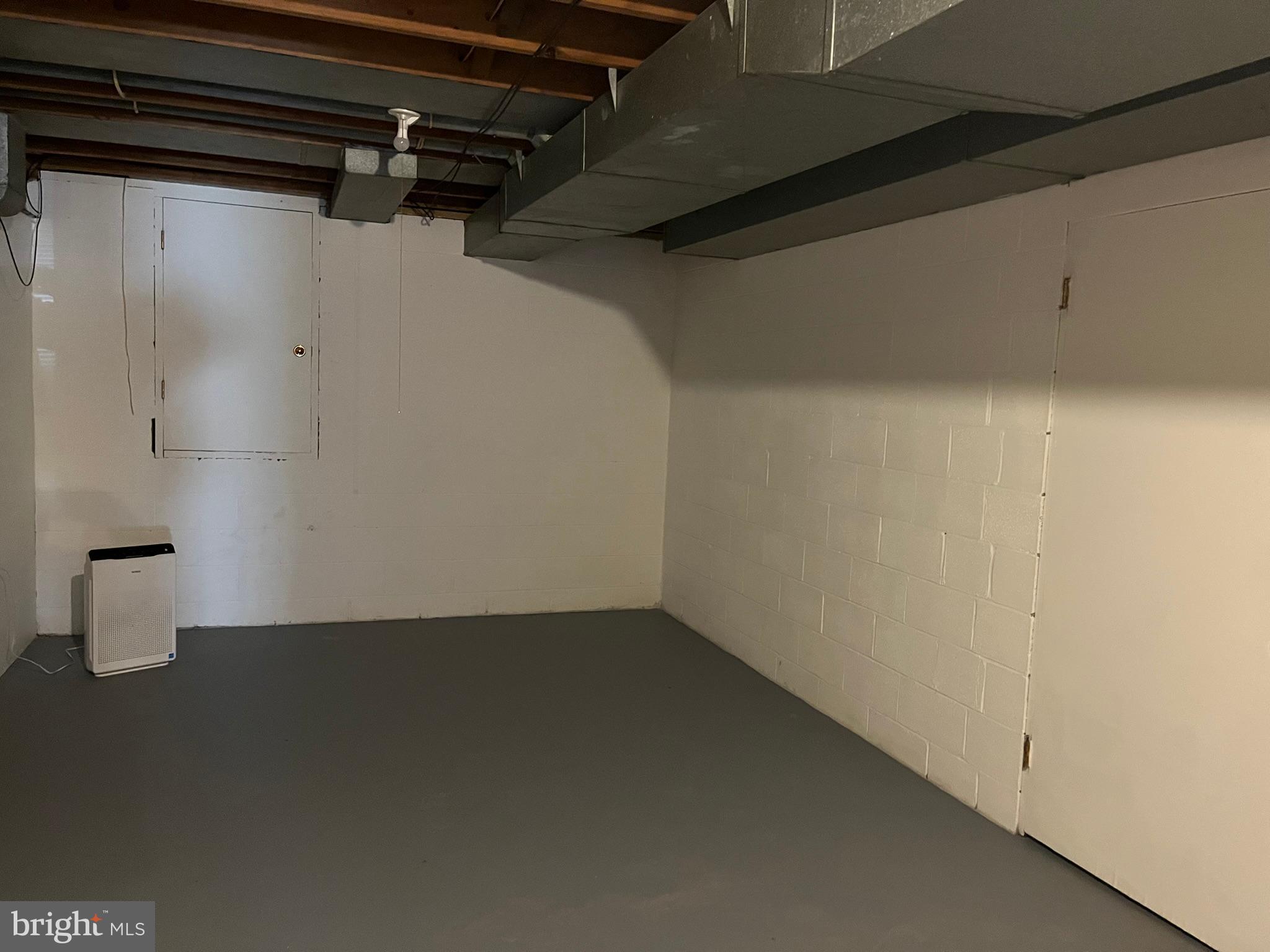 CRESAPTOWN - Residential