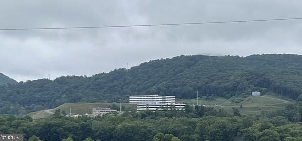 CRESAPTOWN - Residential