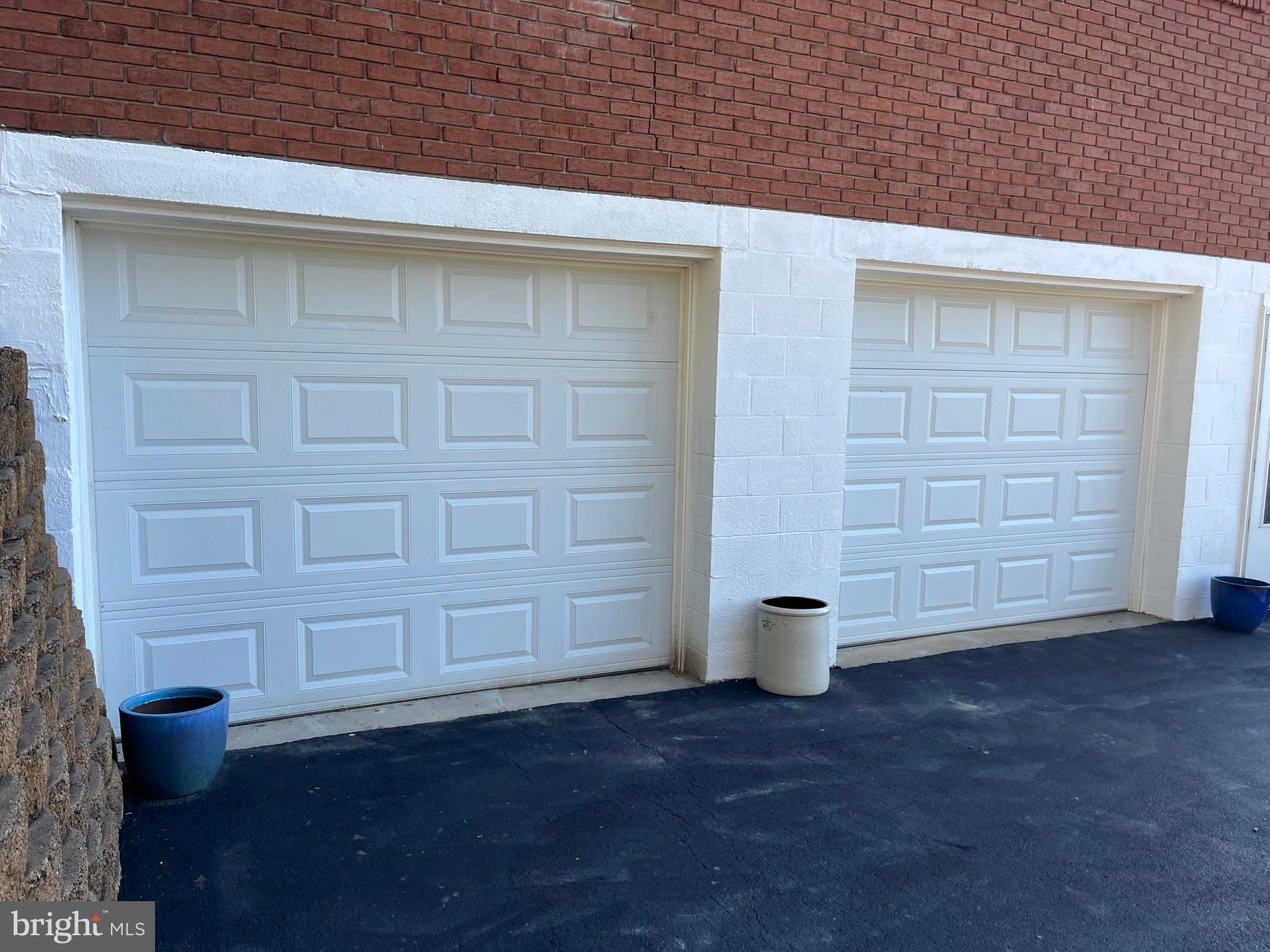 CRESAPTOWN - Residential