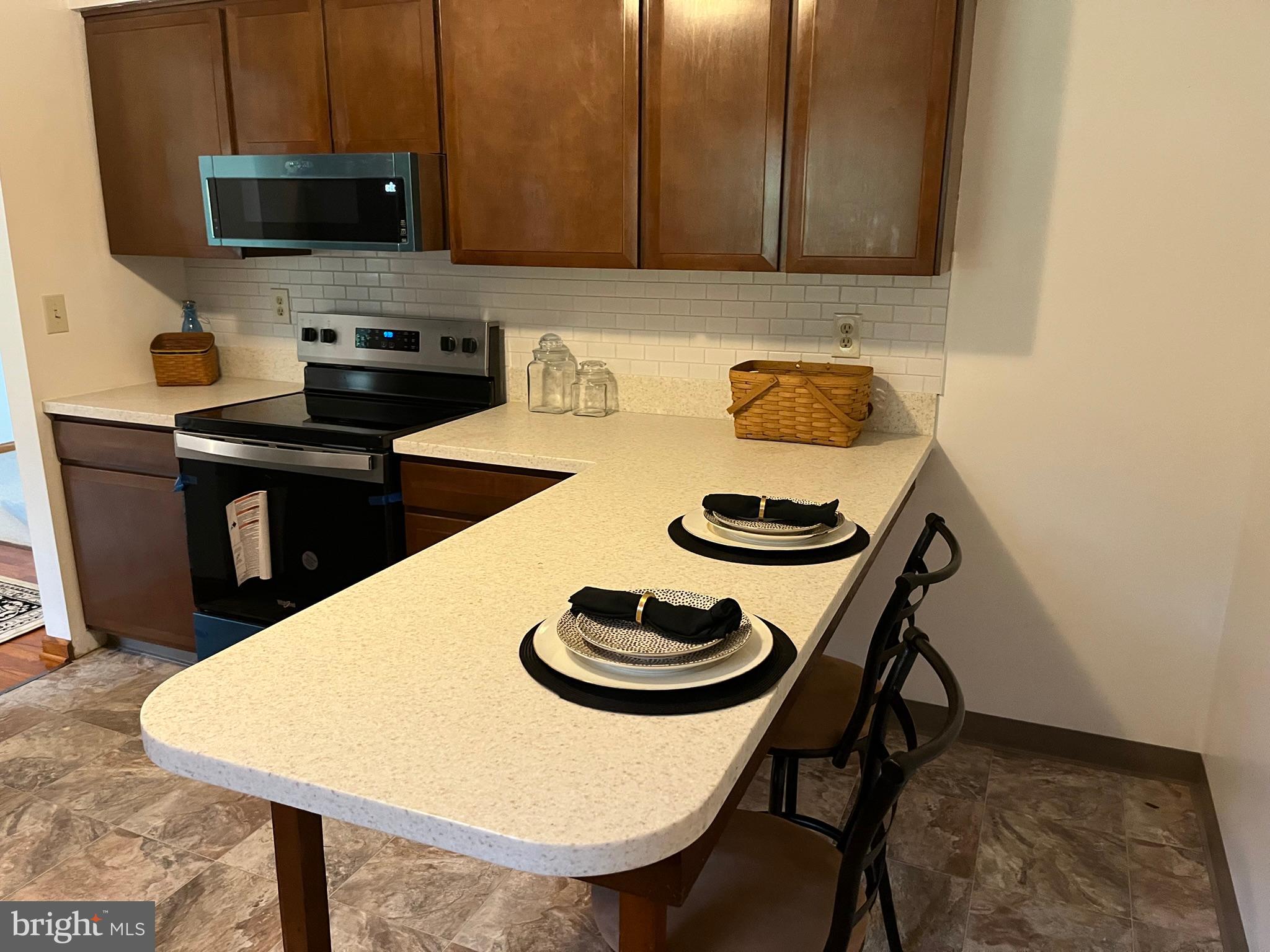 CRESAPTOWN - Residential