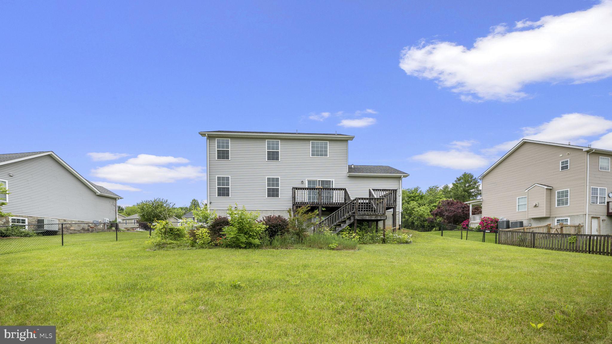 PEBBLE RIDGE - Residential