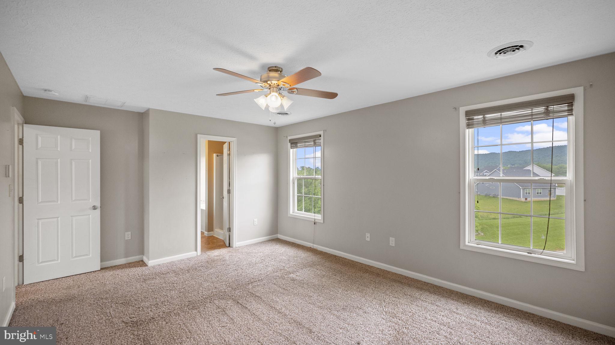 PEBBLE RIDGE - Residential