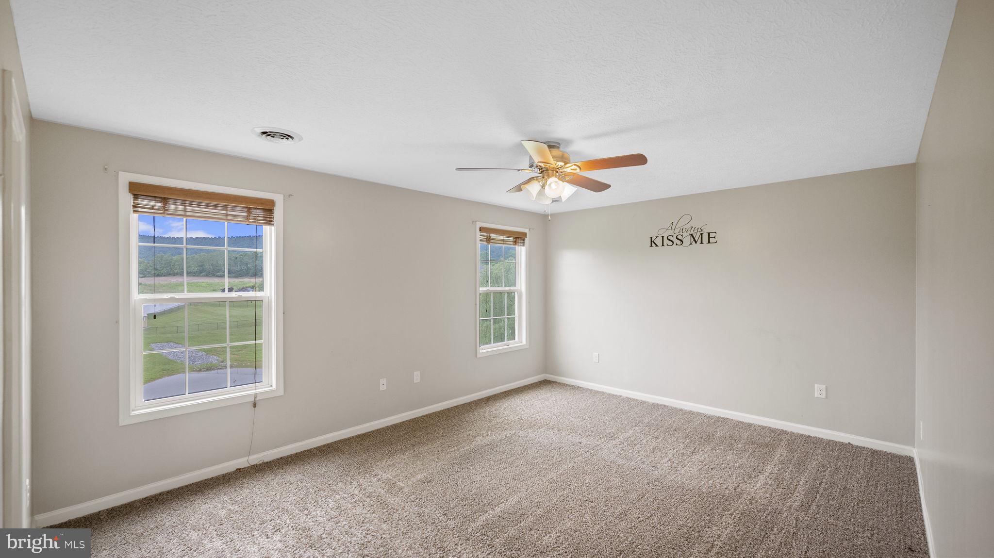 PEBBLE RIDGE - Residential