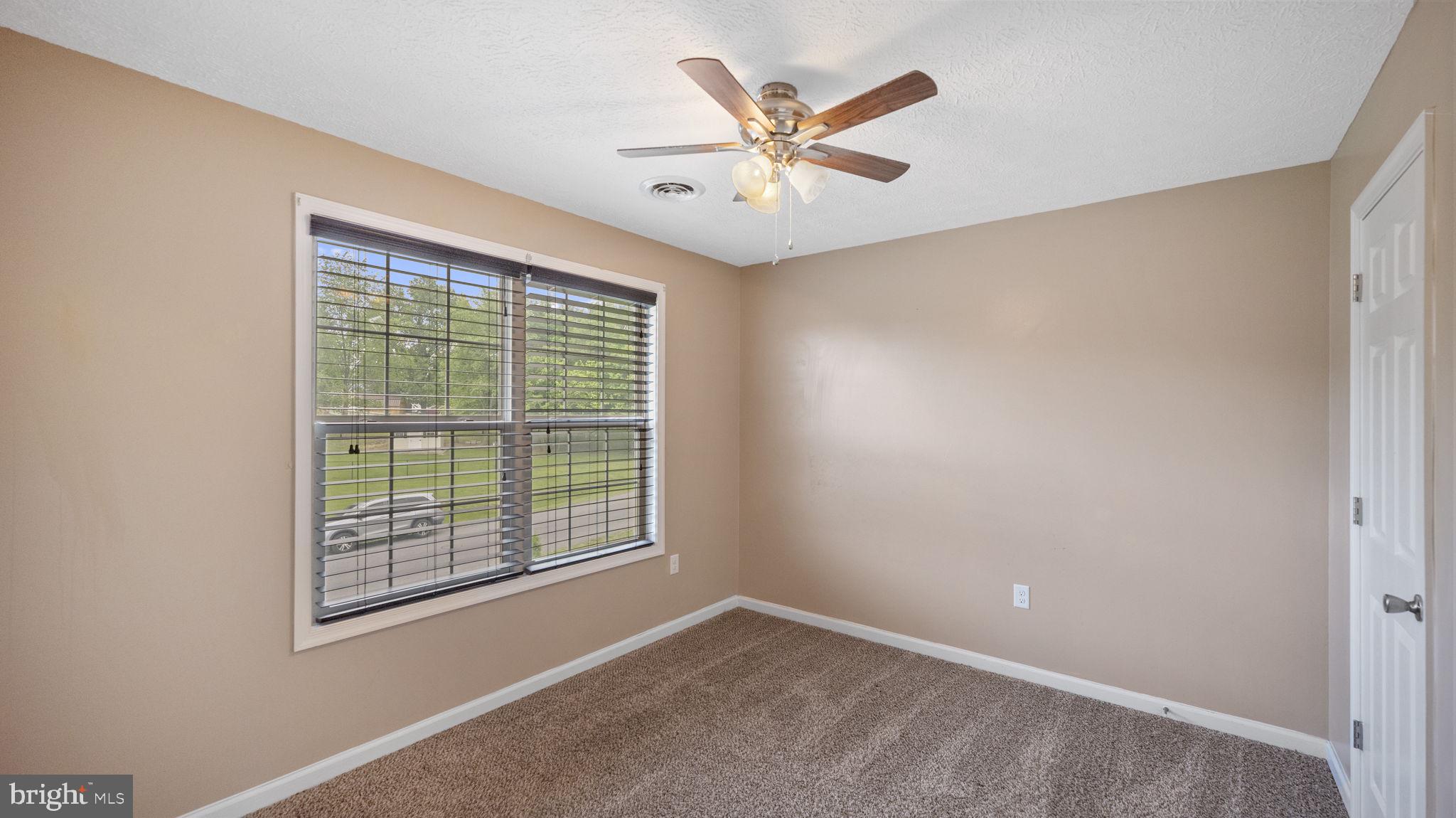 PEBBLE RIDGE - Residential