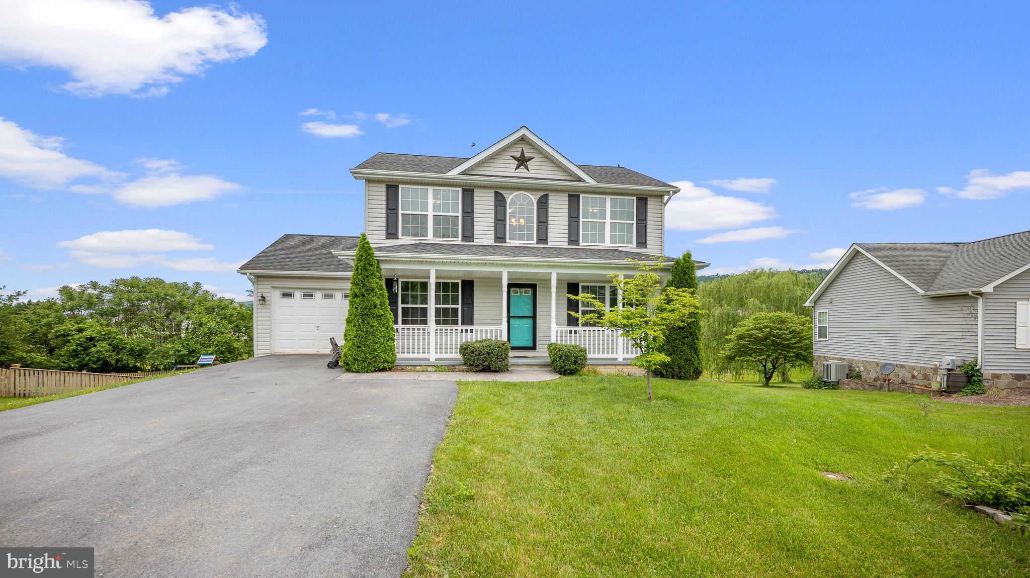 PEBBLE RIDGE - Residential