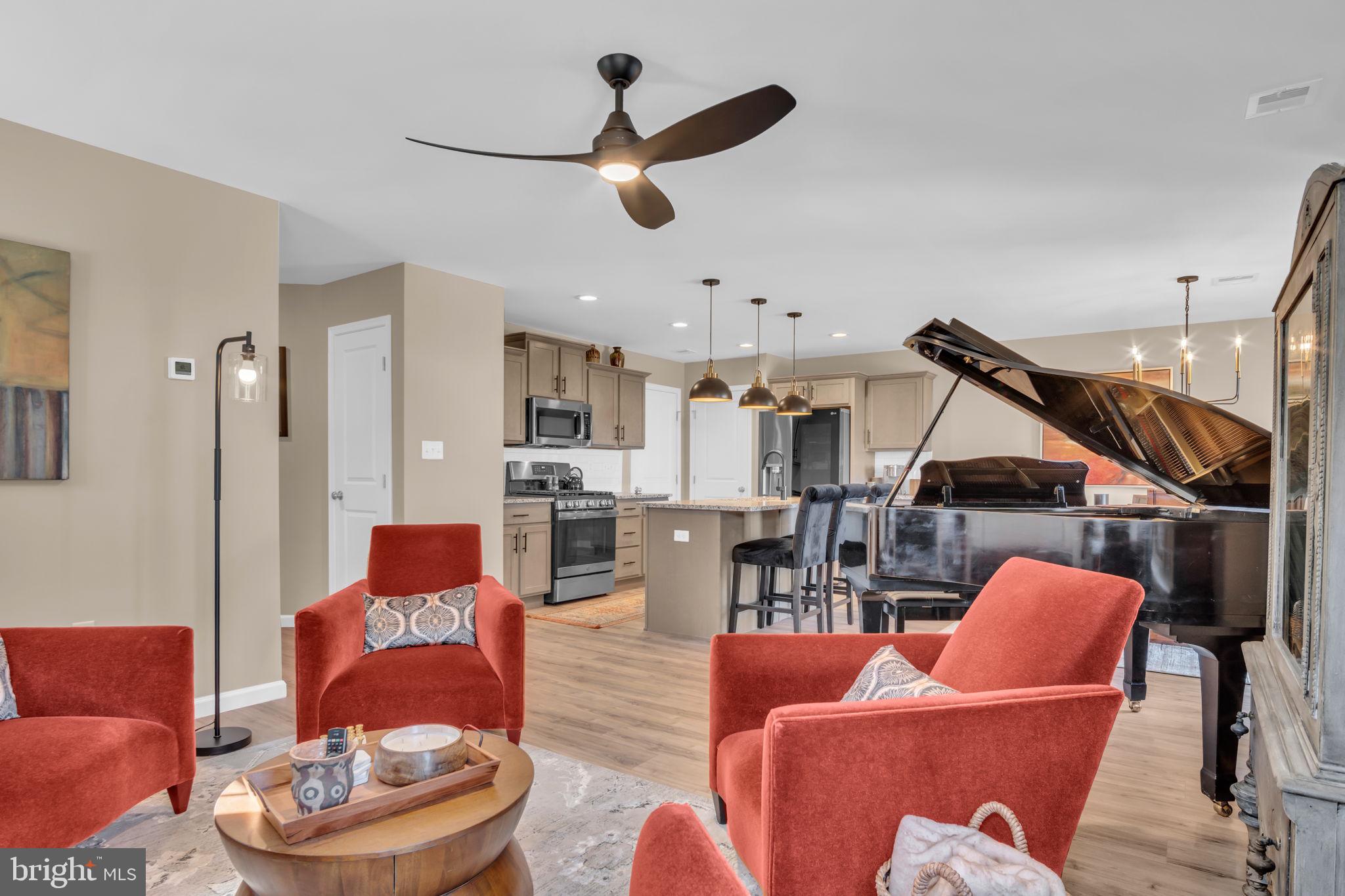 DICKINSON PLACE - Residential