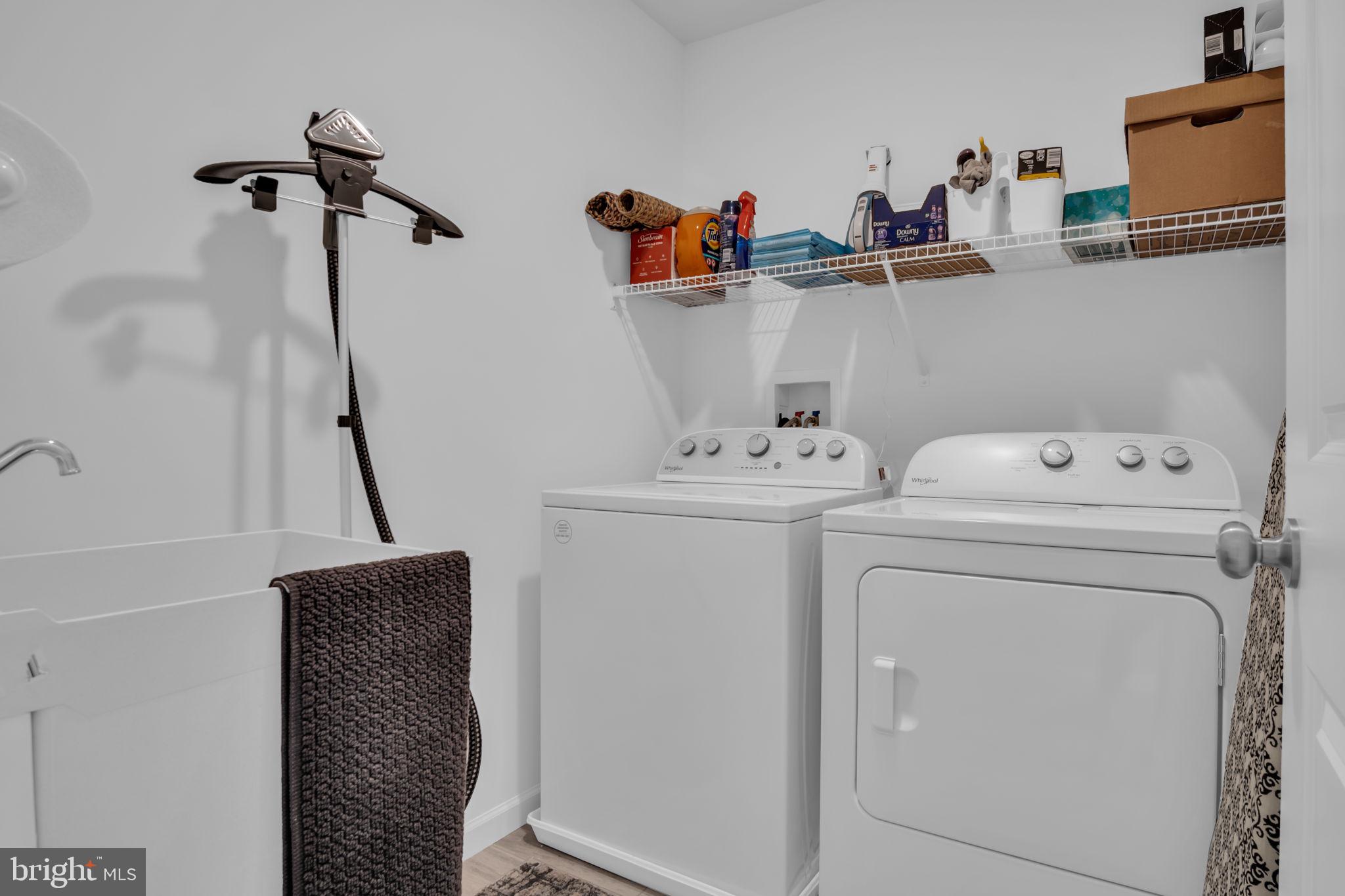 DICKINSON PLACE - Residential