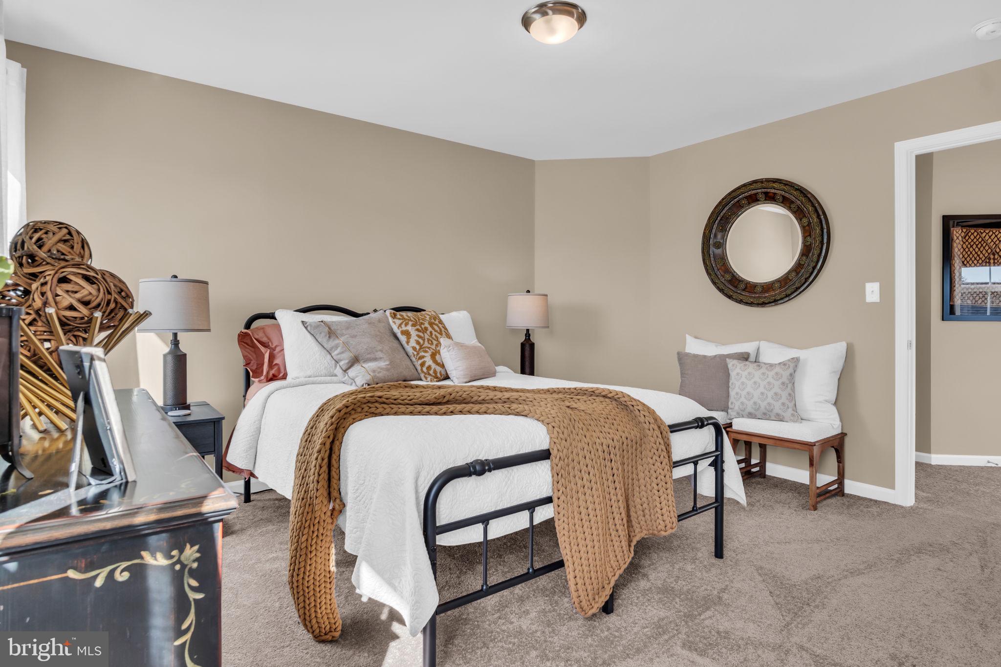 DICKINSON PLACE - Residential