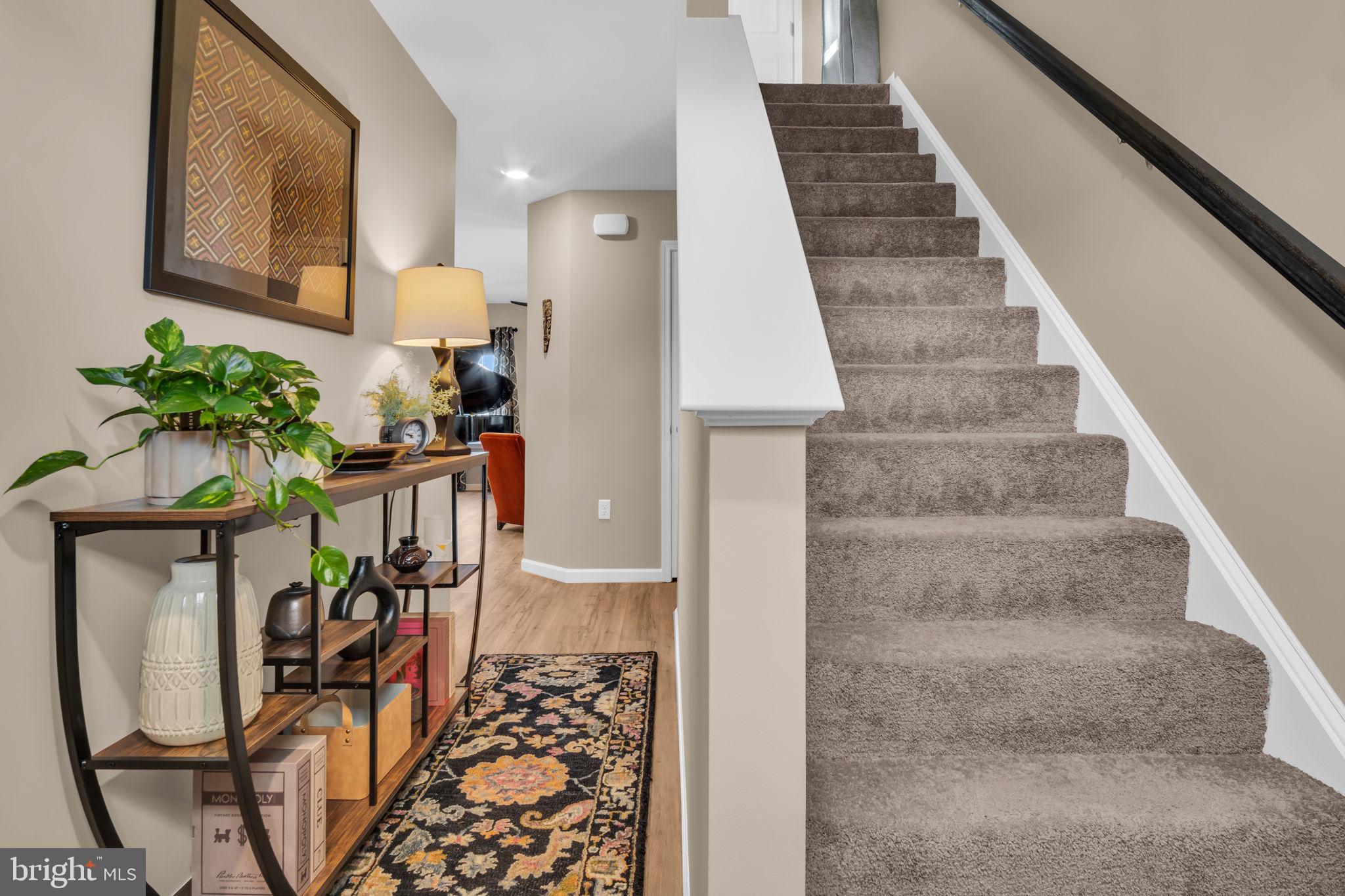 DICKINSON PLACE - Residential