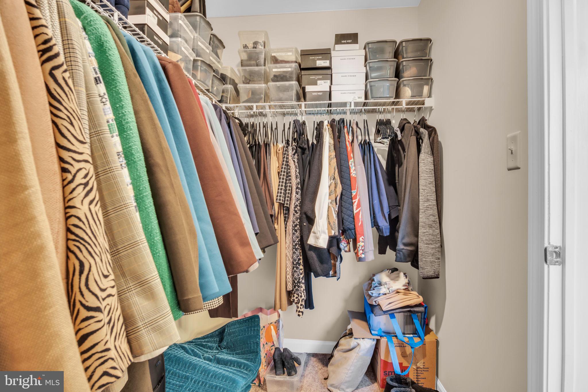 DICKINSON PLACE - Residential