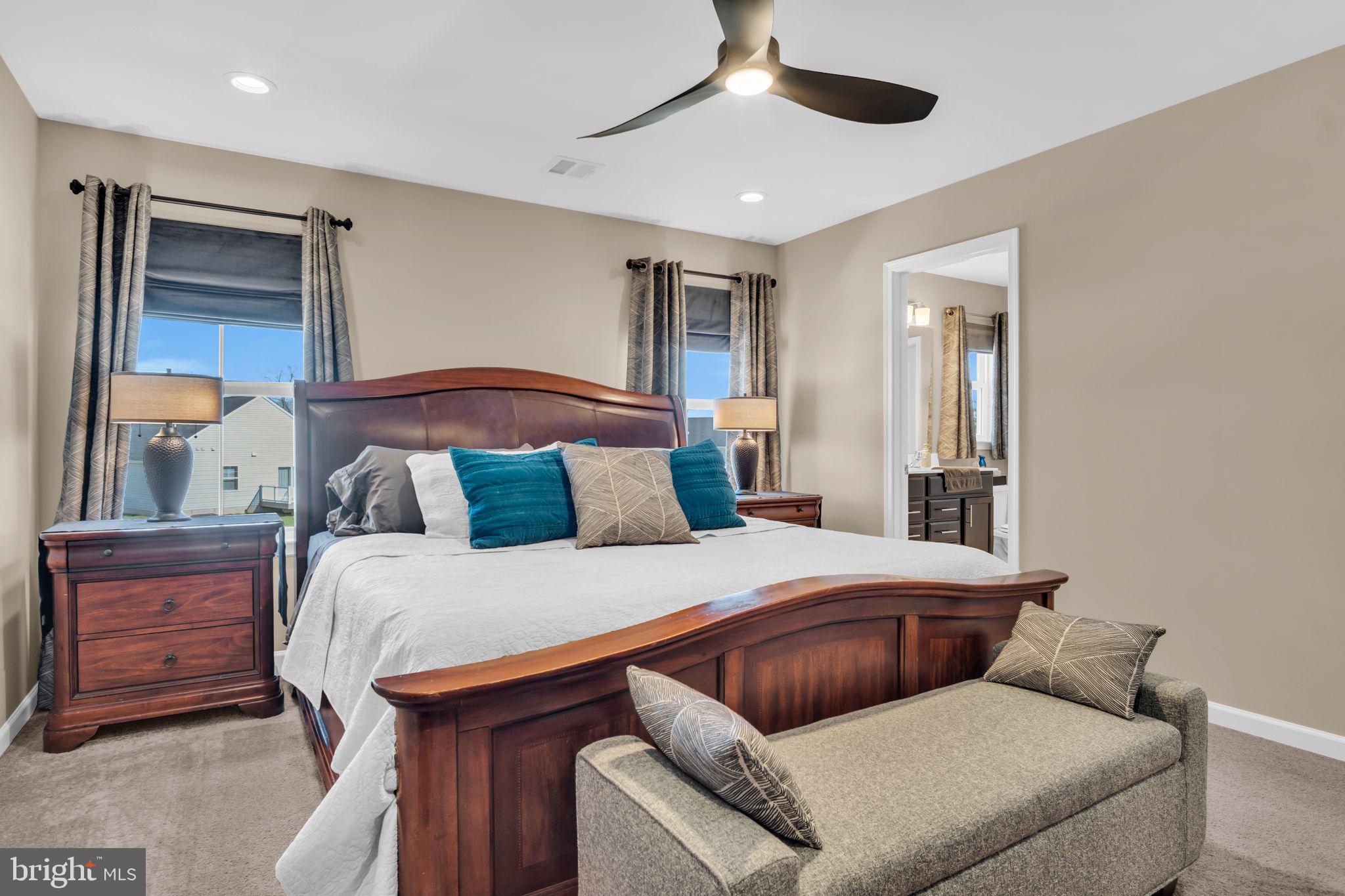 DICKINSON PLACE - Residential