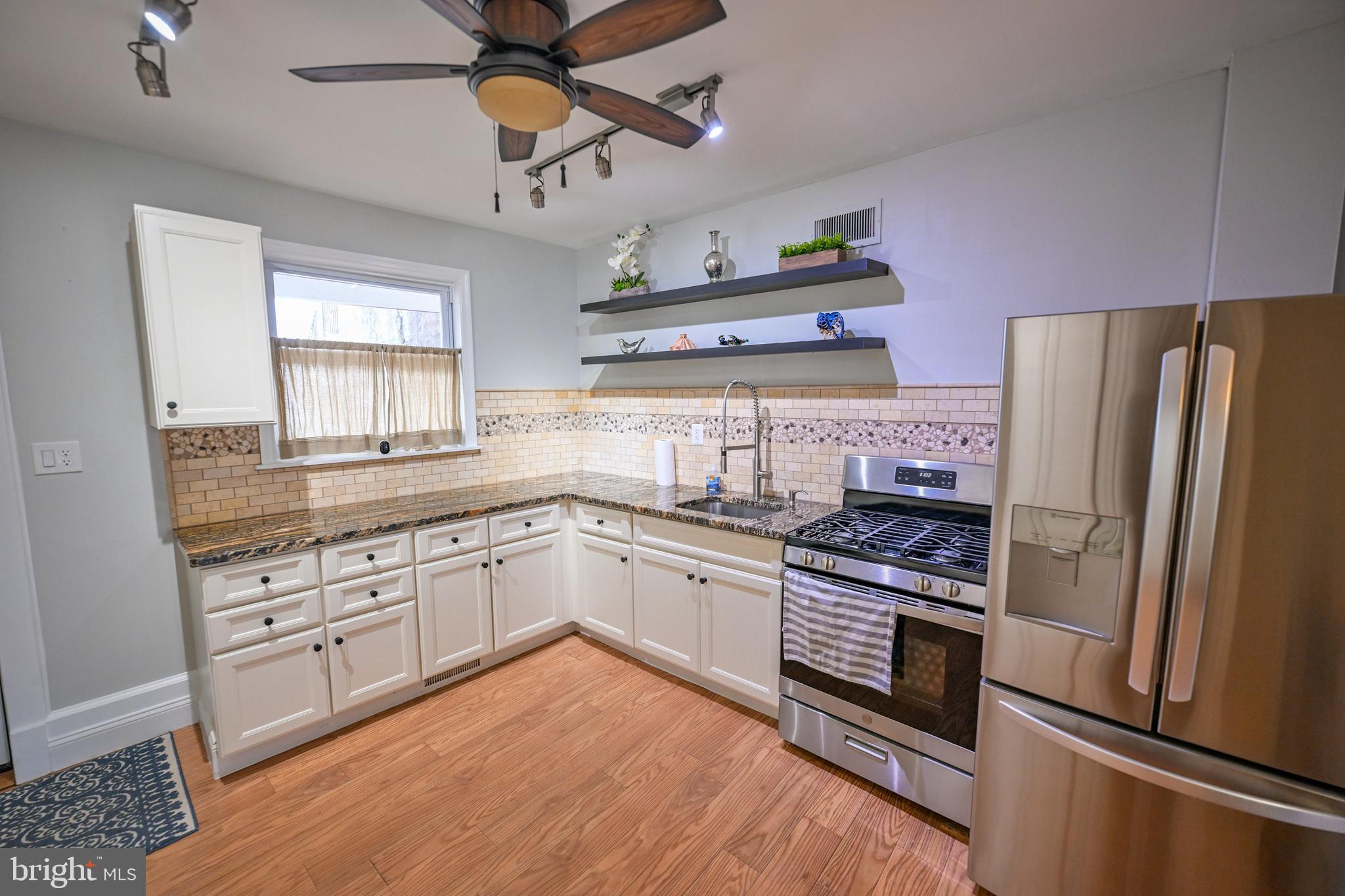 HAMPDEN HISTORIC DISTRICT - Residential