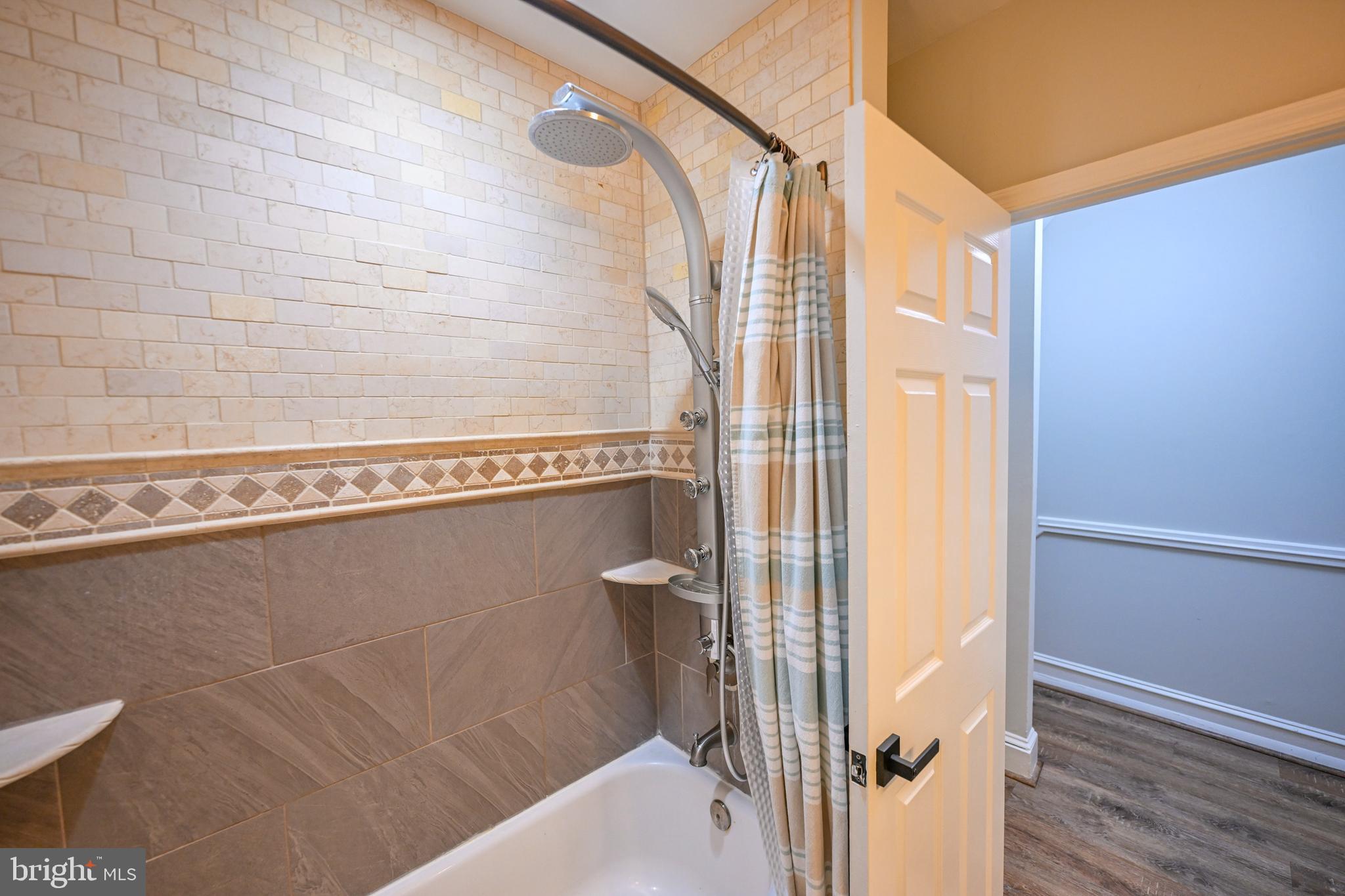 HAMPDEN HISTORIC DISTRICT - Residential